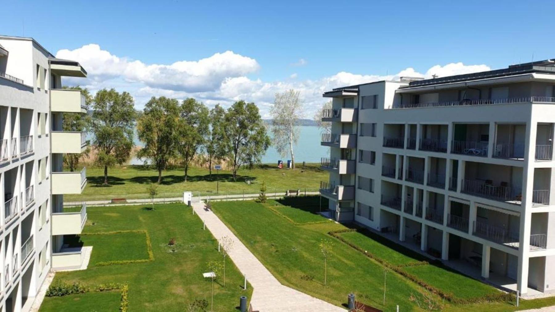 Green Apartman Balatonlelle Dış mekan fotoğraf